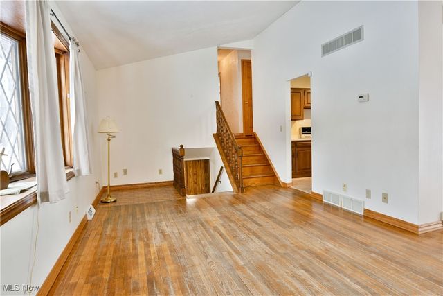 3825 Woodside Drive NW, Warren, OH 44483