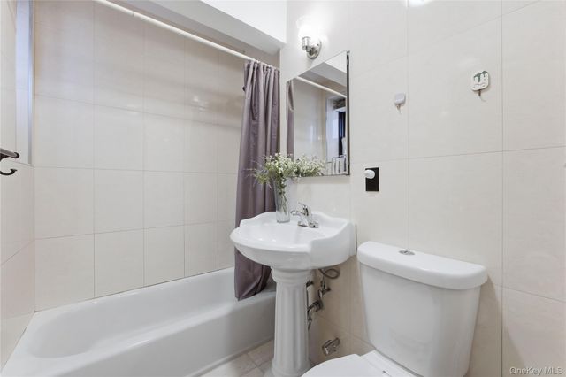 150-25 72 Road 6A, Kew Garden Hills, NY 11367