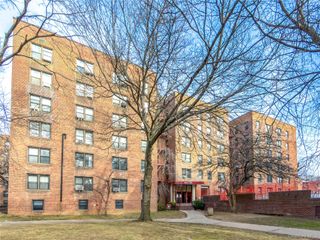 150-25 72 Road 6A, Kew Garden Hills, NY 11367