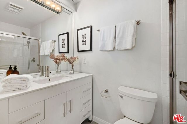 1742 Stoner Avenue 2, Los Angeles, CA 90025