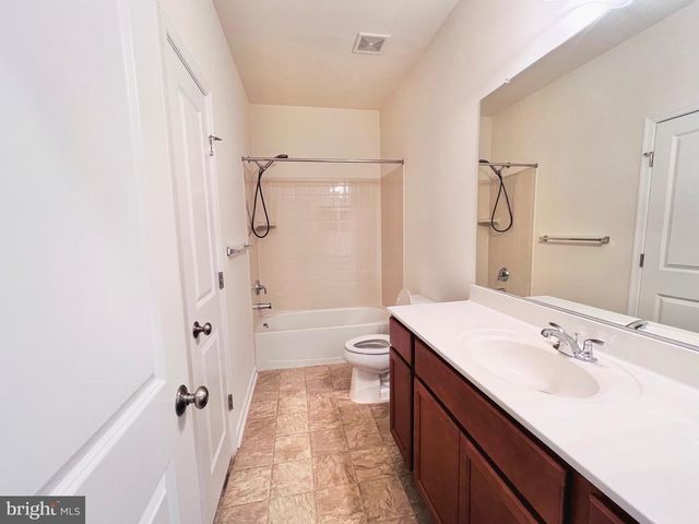 941 BASSWOOD DR, Stafford, VA 22554