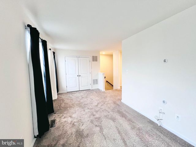 941 BASSWOOD DR, Stafford, VA 22554