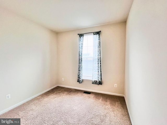 941 BASSWOOD DR, Stafford, VA 22554