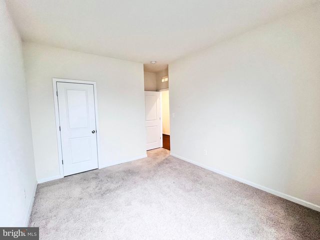 941 BASSWOOD DR, Stafford, VA 22554