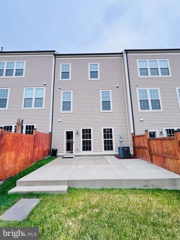 941 BASSWOOD DR, Stafford, VA 22554