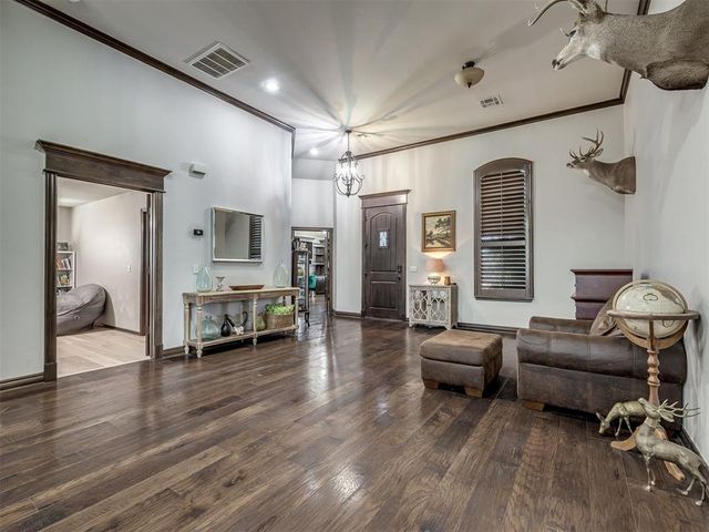 9124 SW 36th Street, Oklahoma City, OK 73179