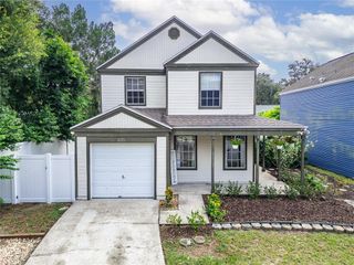 8211 BROWARD PL, Temple Terrace, FL 33637