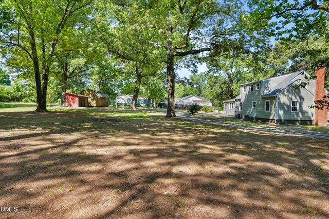 409 Forest Avenue, Broadway, NC 27505