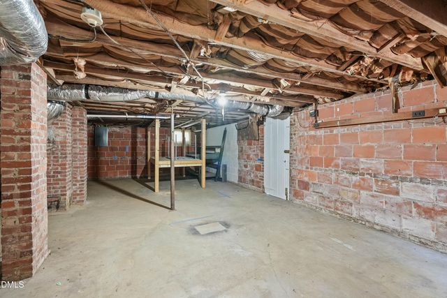 409 Forest Avenue, Broadway, NC 27505