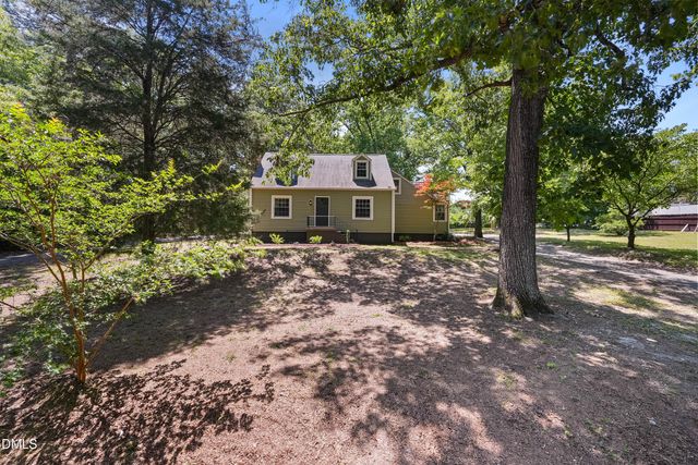 409 Forest Avenue, Broadway, NC 27505