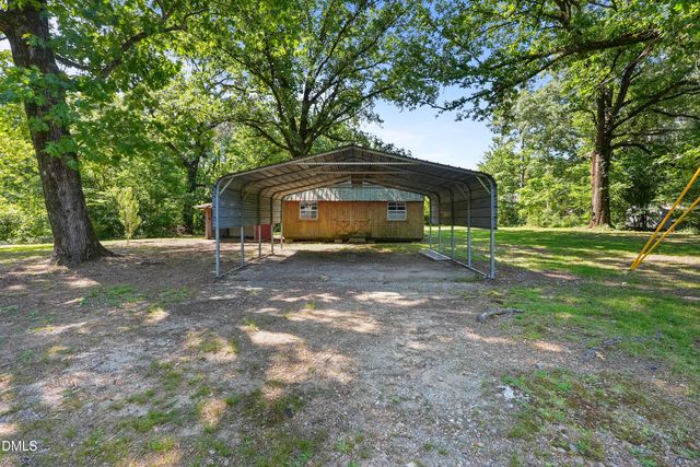 409 Forest Avenue, Broadway, NC 27505