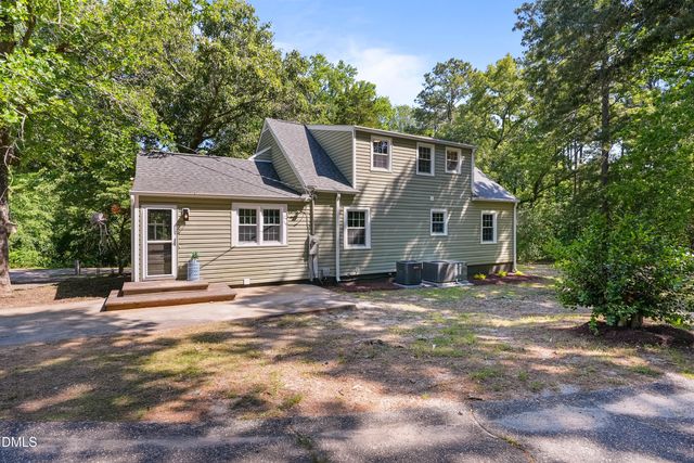 409 Forest Avenue, Broadway, NC 27505