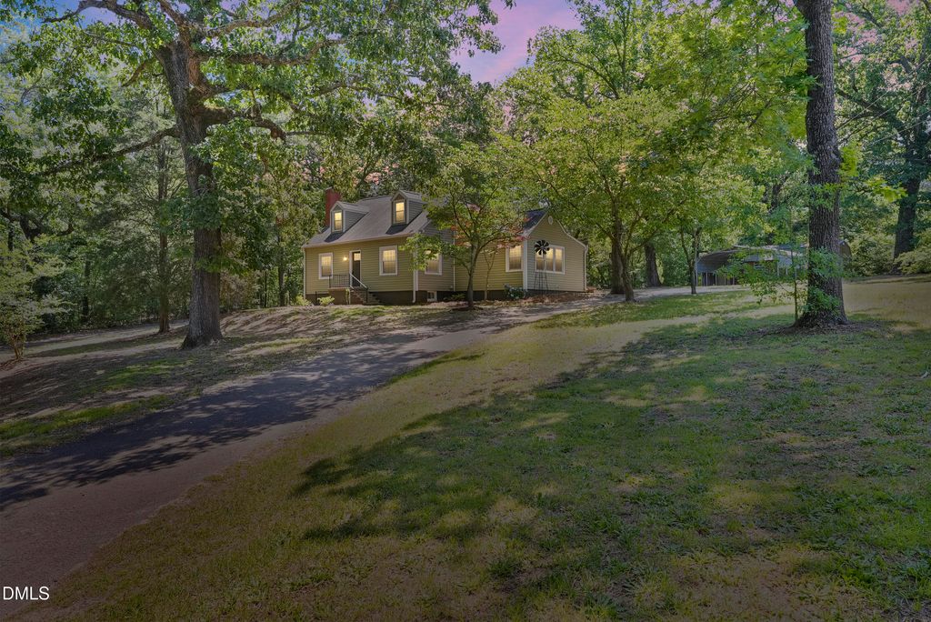 409 Forest Avenue, Broadway, NC 27505