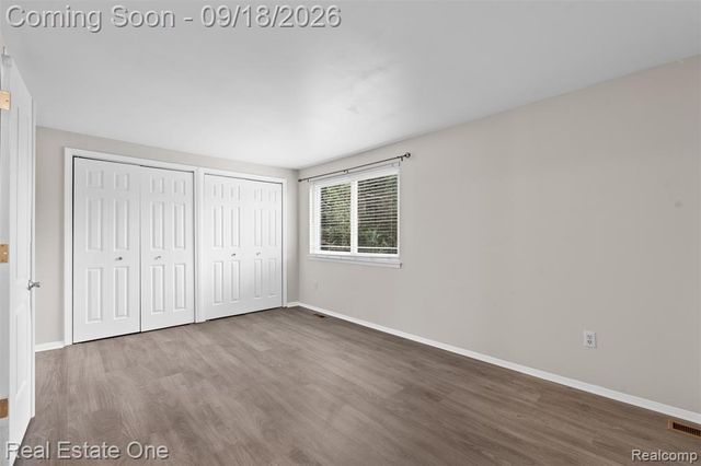 37682 Charter Oaks Boulevard, Clinton Township, MI 48036