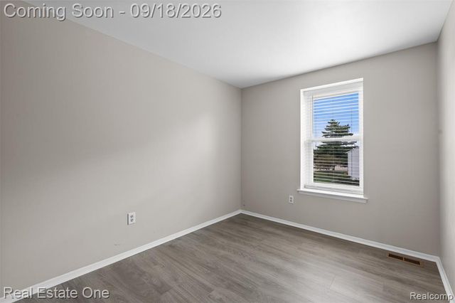 37682 Charter Oaks Boulevard, Clinton Township, MI 48036