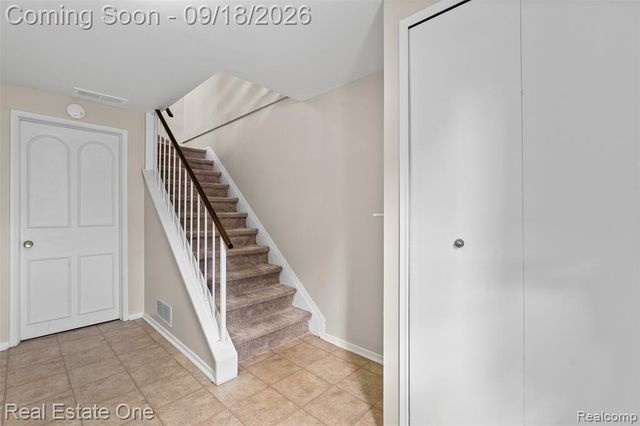 37682 Charter Oaks Boulevard, Clinton Township, MI 48036