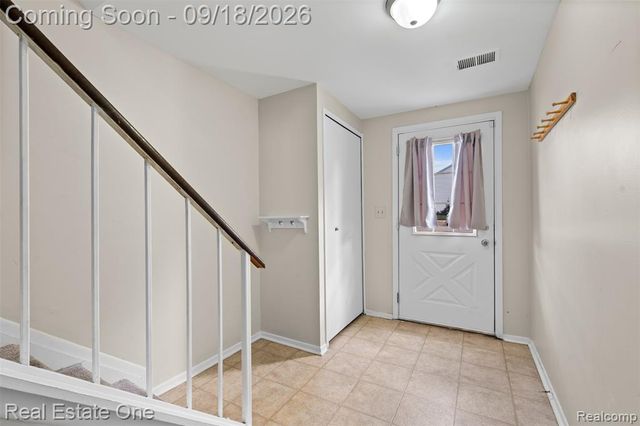 37682 Charter Oaks Boulevard, Clinton Township, MI 48036
