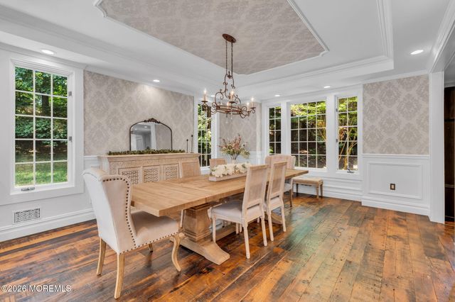 6 Forest Park Court, Holmdel, NJ 07733