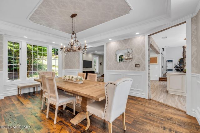 6 Forest Park Court, Holmdel, NJ 07733