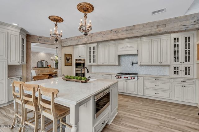 6 Forest Park Court, Holmdel, NJ 07733