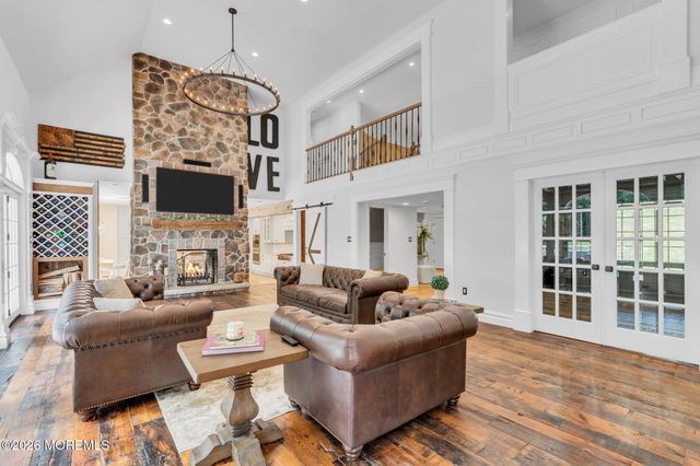 6 Forest Park Court, Holmdel, NJ 07733