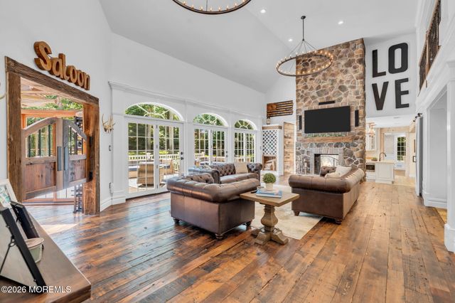 6 Forest Park Court, Holmdel, NJ 07733