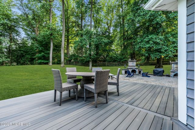 6 Forest Park Court, Holmdel, NJ 07733