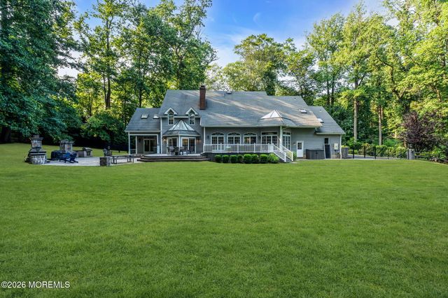 6 Forest Park Court, Holmdel, NJ 07733