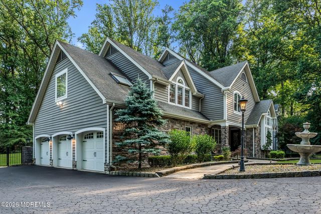 6 Forest Park Court, Holmdel, NJ 07733