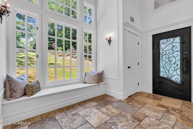 6 Forest Park Court, Holmdel, NJ 07733
