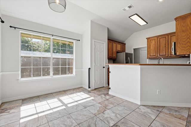206 Mourning Dove Lane, Krum, TX 76249