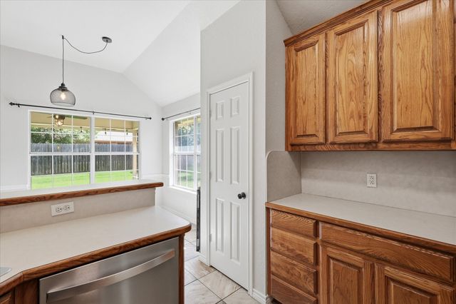 206 Mourning Dove Lane, Krum, TX 76249