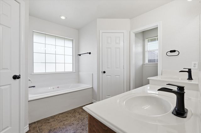 206 Mourning Dove Lane, Krum, TX 76249