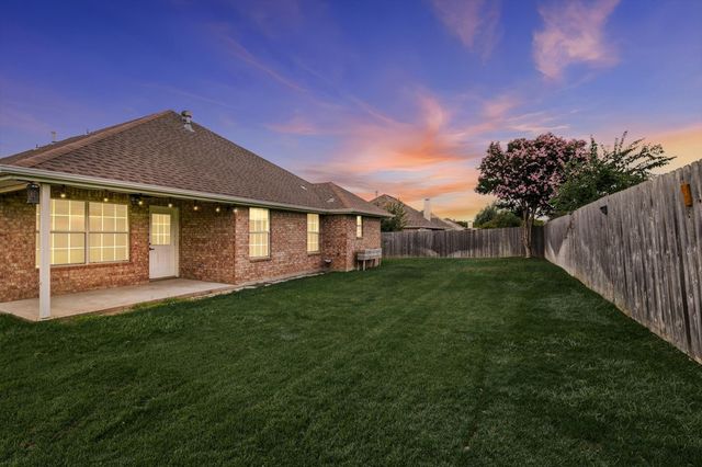 206 Mourning Dove Lane, Krum, TX 76249