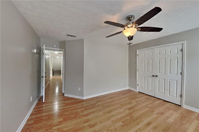 2882 Manor Glen Lane, Suwanee, GA 30024