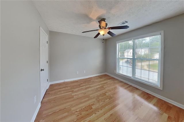 2882 Manor Glen Lane, Suwanee, GA 30024