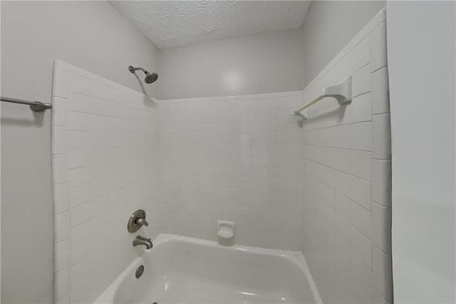 2882 Manor Glen Lane, Suwanee, GA 30024