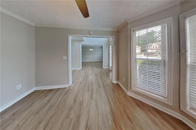 2882 Manor Glen Lane, Suwanee, GA 30024