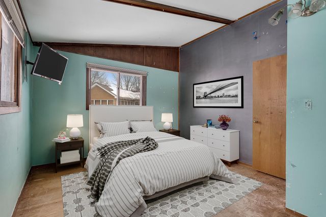 114 Fireside Court, La Crescent, MN 55947