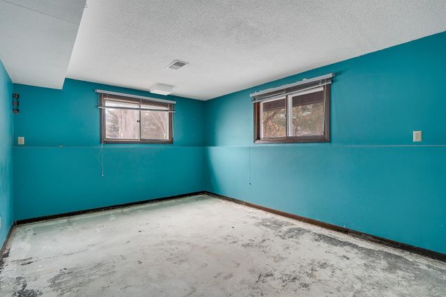 114 Fireside Court, La Crescent, MN 55947