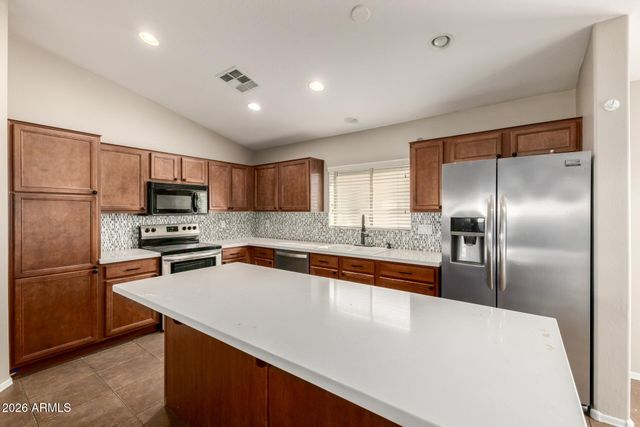 716 S 167TH Drive, Goodyear, AZ 85338