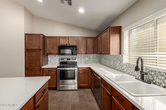 716 S 167TH Drive, Goodyear, AZ 85338