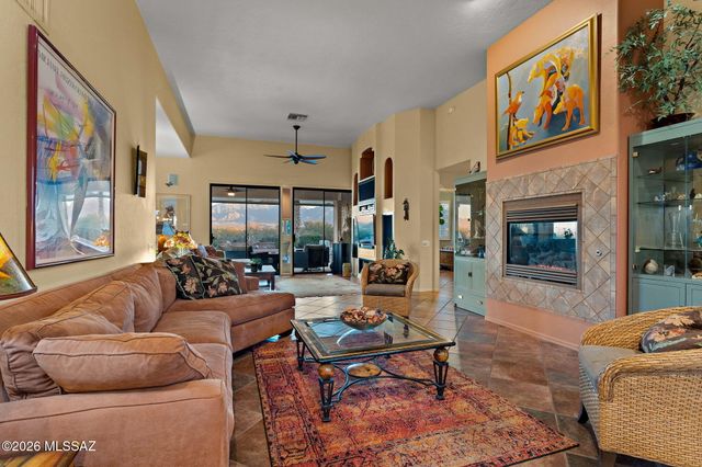 4365 S Royal Lytham Court, Green Valley, AZ 85622