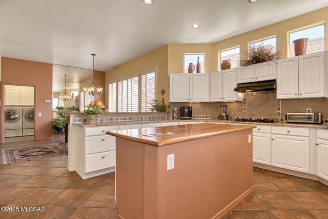4365 S Royal Lytham Court, Green Valley, AZ 85622
