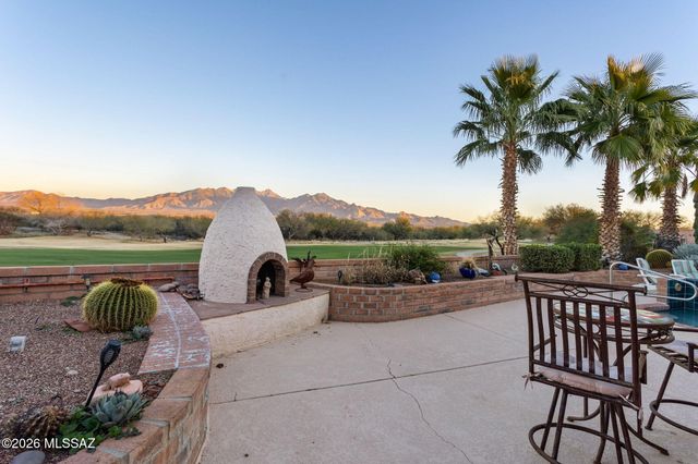 4365 S Royal Lytham Court, Green Valley, AZ 85622