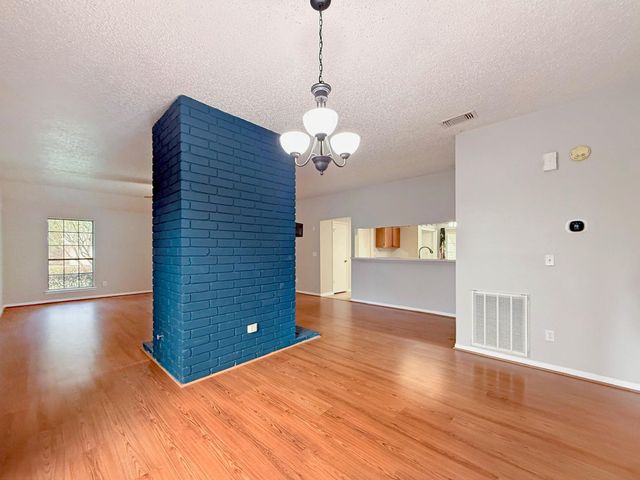 2708 Glendale Drive, Pearland, TX 77584