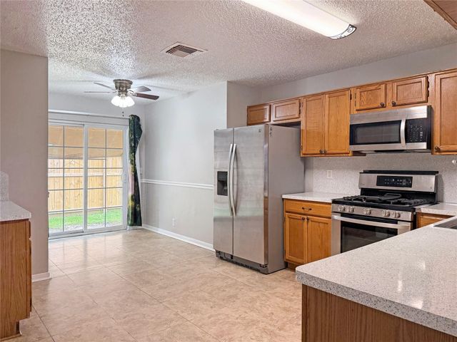 2708 Glendale Drive, Pearland, TX 77584