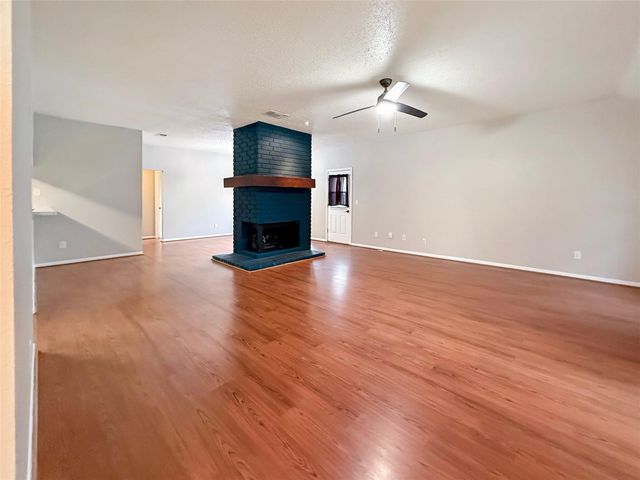2708 Glendale Drive, Pearland, TX 77584