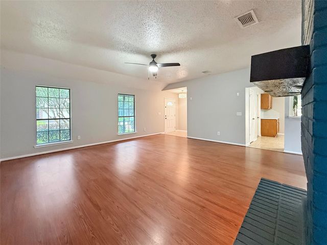 2708 Glendale Drive, Pearland, TX 77584