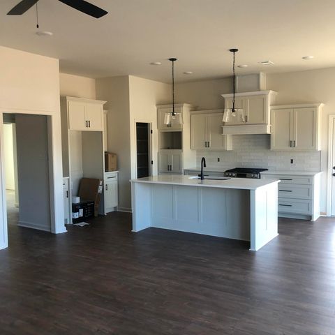 212 Kelton Street, Hensley, AR 72065